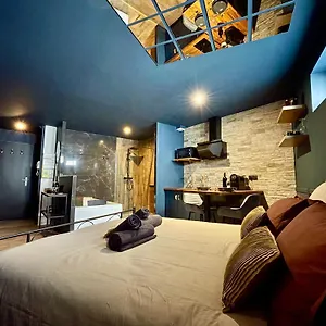 Appartement Sleep'in Cities Le Saphir Balneo, Albi